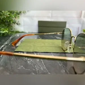 Longchamp LO101S Sunglasses
711 Gold/BROW NEW WITH BOX Longchamp | Accessories | Longchamp Lo1s Sunglasses711  main image 3